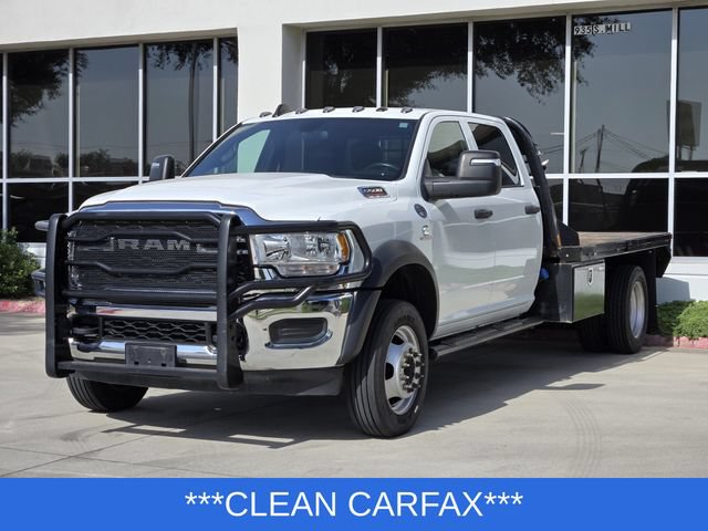 Used 2024 RAM 5500 Tradesman w/ Chrome Appearance Group AWD/4WD image 3
