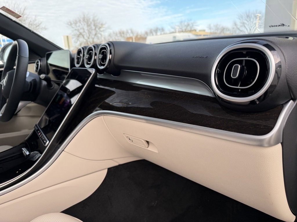 Used 2025 Mercedes-Benz C 300 C 300 image 36