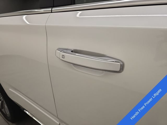 Used 2016 Chevrolet Tahoe LTZ RWD image 10