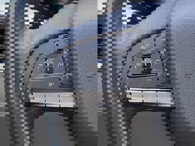 Certified 2021 Cadillac XT4 Luxury w/ Cold Weather Package image 13