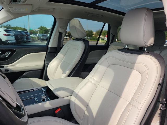 Used 2025 Lincoln Aviator Reserve w/ Illumination Package RWD image 23