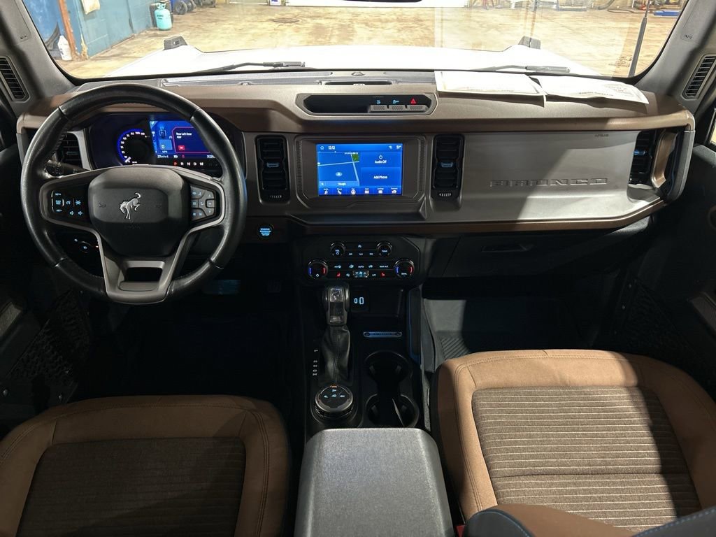 Used 2021 Ford Bronco Outer Banks image 2