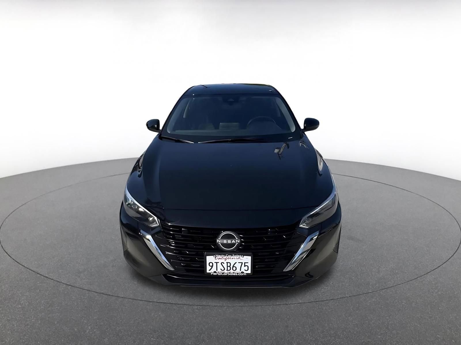 Used 2025 Nissan Sentra SV FWD image 4