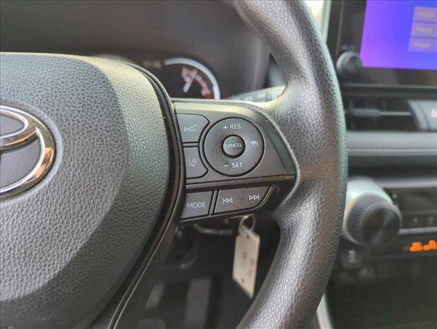 Used 2023 Toyota RAV4 LE image 15