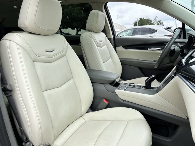 Used 2023 Cadillac XT6 Premium Luxury AWD/4WD image 28