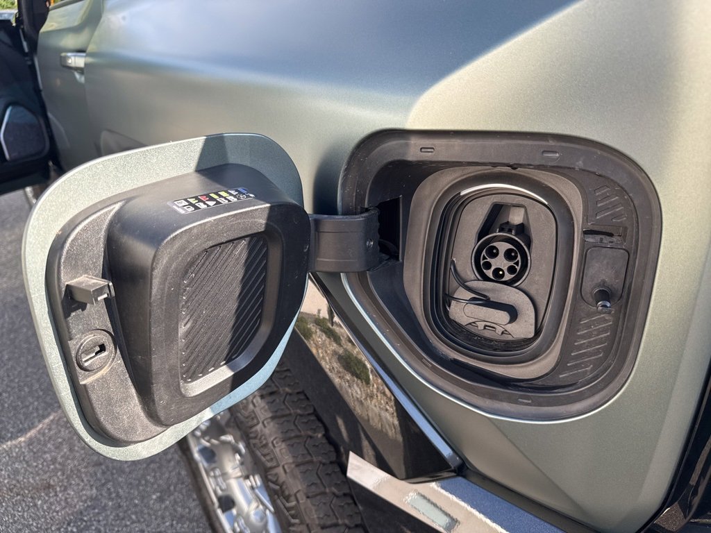 Used 2024 GMC Hummer EV 3X image 26