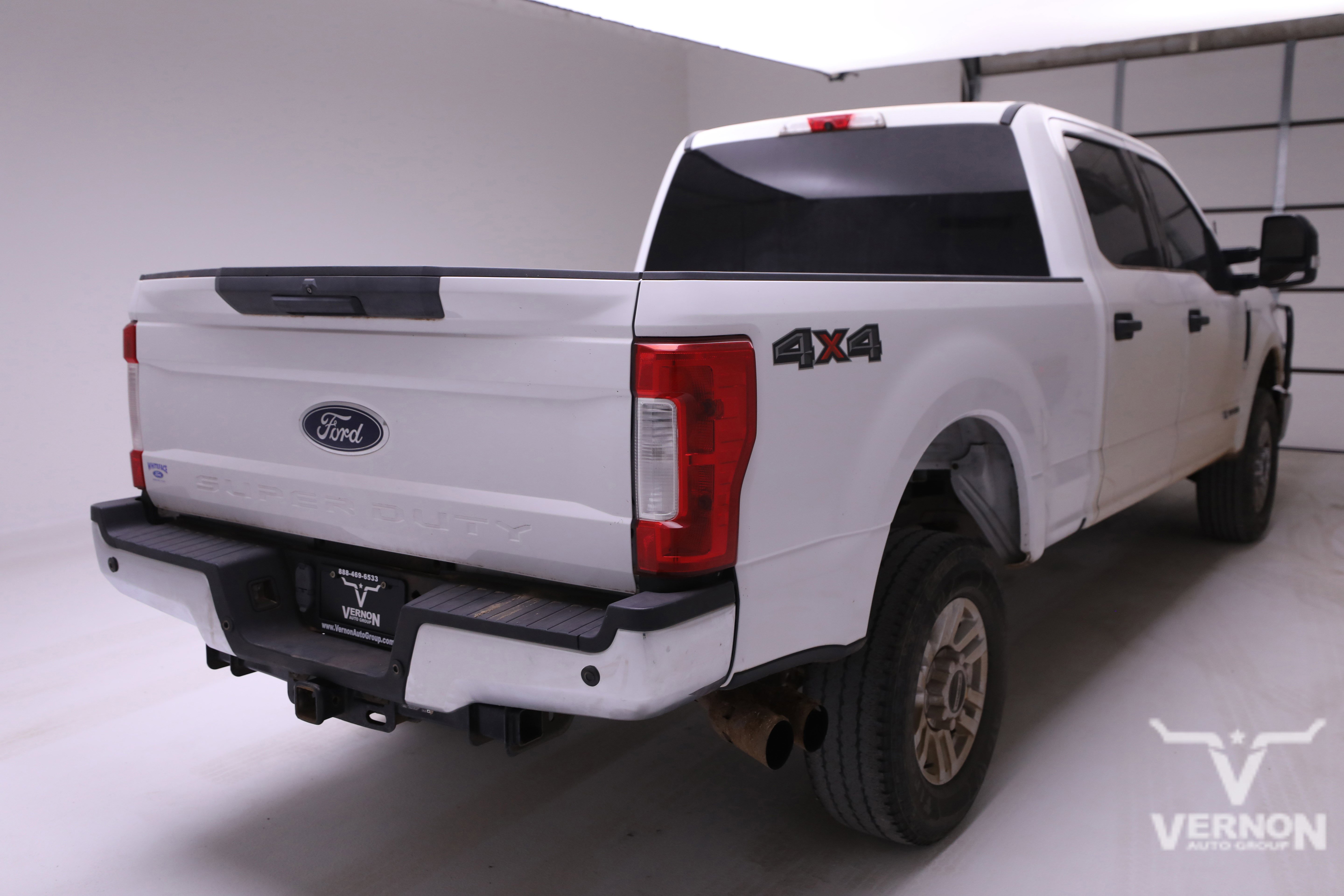 Used 2018 Ford F250 XLT w/ XLT Value Package image 4