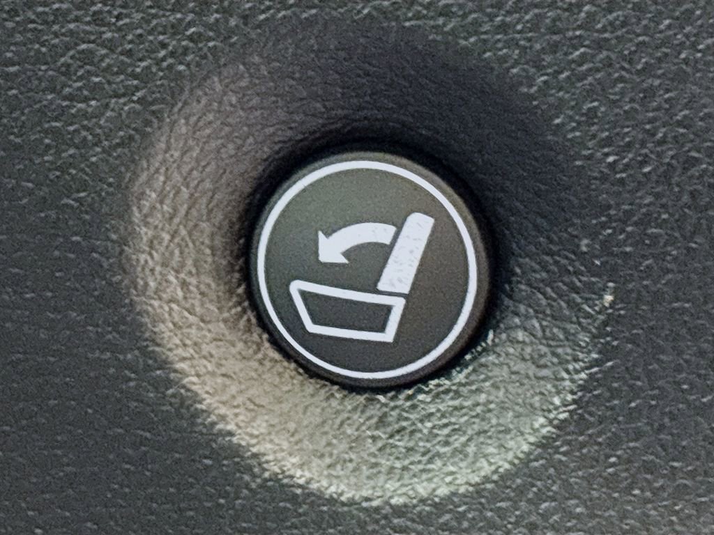 Used 2021 Honda Passport Touring image 38