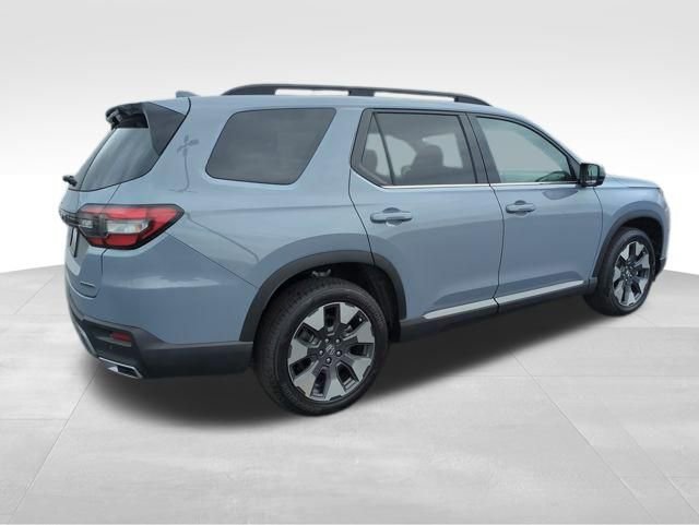 New 2026 Honda Pilot Touring image 6