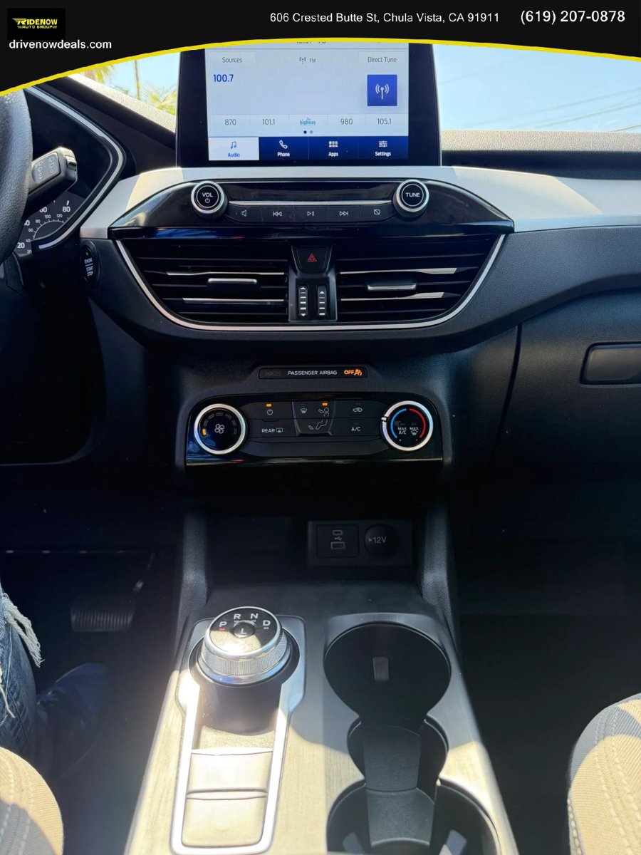 Used 2022 Ford Escape SE FWD image 18