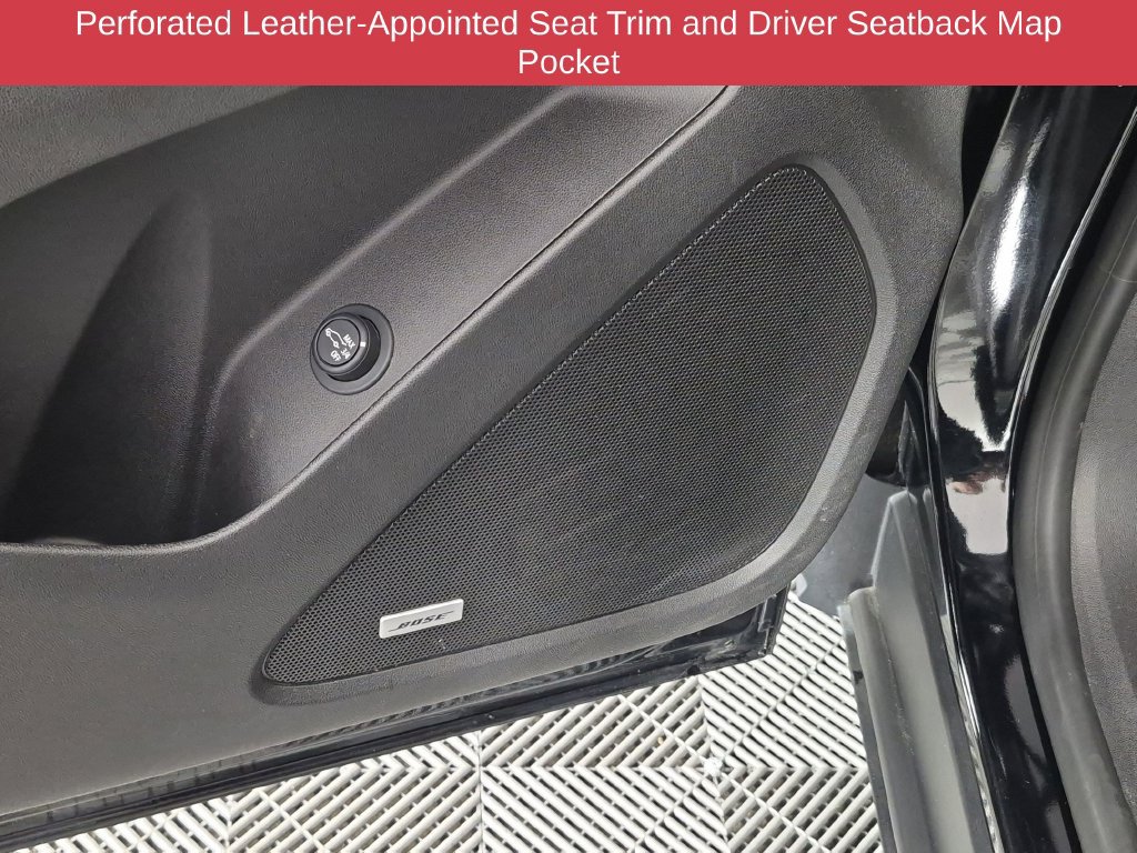 Used 2024 Chevrolet Equinox RS w/ RS Leather Package FWD image 17