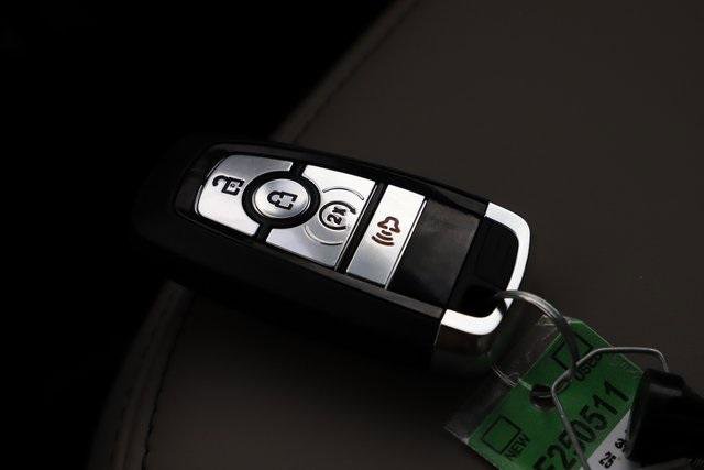 New 2025 Ford Maverick Lariat w/ 4K Tow Package image 37