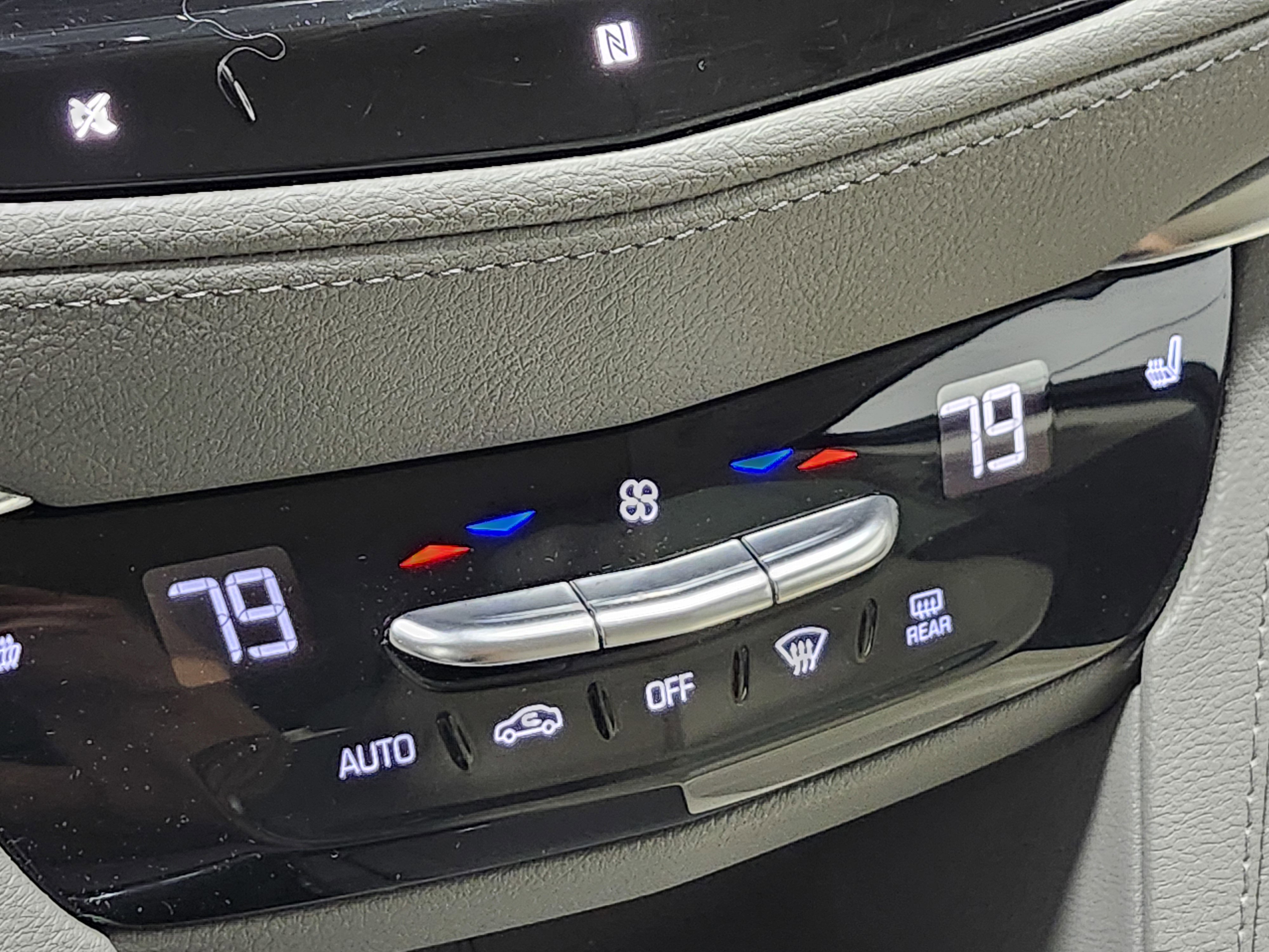 Used 2021 Cadillac XT5 Premium Luxury image 31