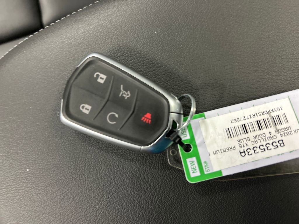 Used 2024 Cadillac XT6 Premium Luxury AWD/4WD image 22