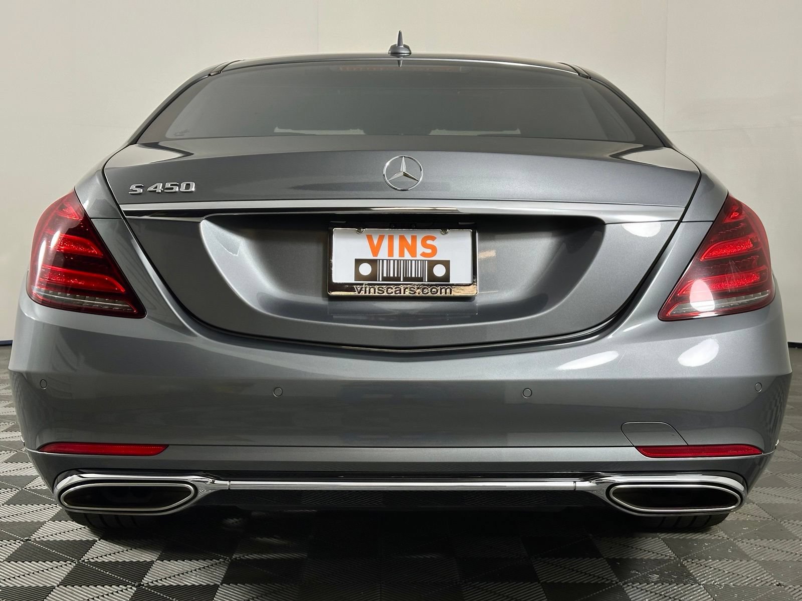 Used 2018 Mercedes-Benz S 450 Sedan image 29