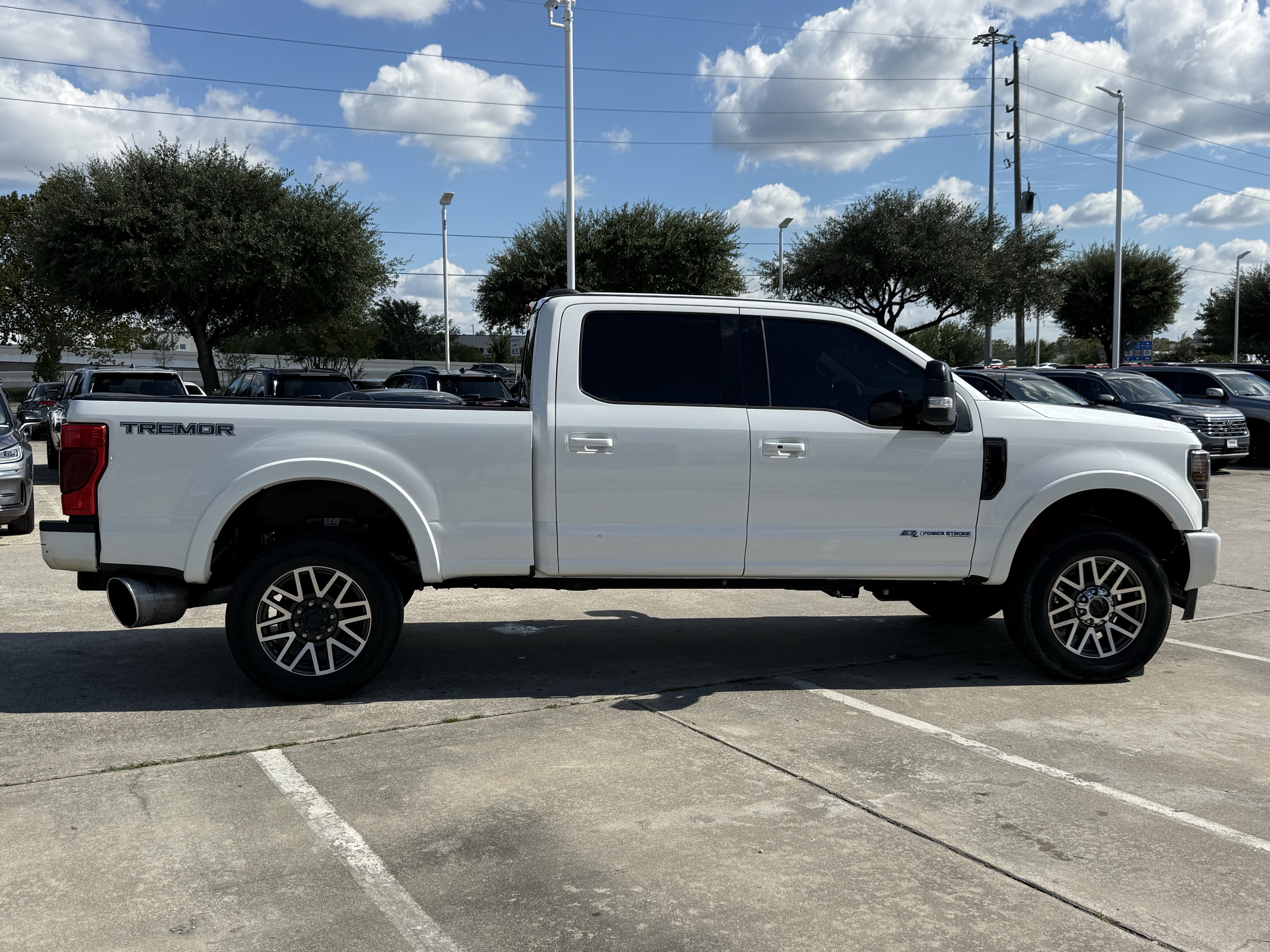 Used 2021 Ford F250 Lariat AWD/4WD image 3