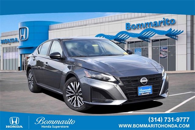 Used 2024 Nissan Altima 2.5 SV