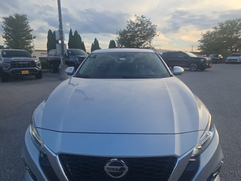 Used 2020 Nissan Altima 2.5 Platinum AWD/4WD image 5