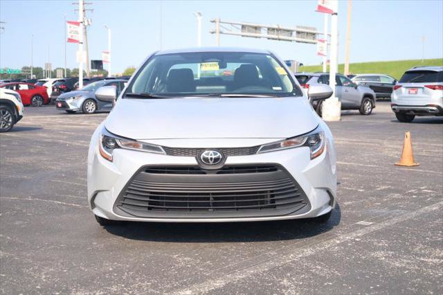 Certified 2024 Toyota Corolla LE FWD image 3