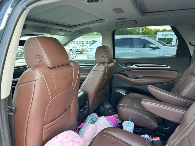 Used 2019 Buick Enclave Avenir w/ Avenir Technology Package AWD/4WD image 34
