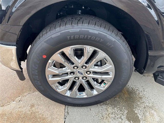 New 2025 Ford F150 XLT w/ Equipment Group 302A MID image 3