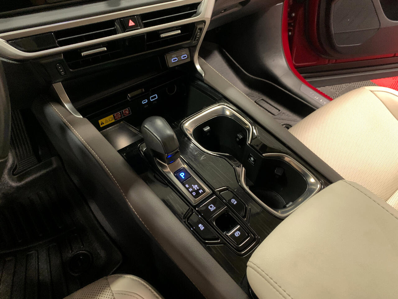 Used 2024 Lexus RX 350 FWD image 37