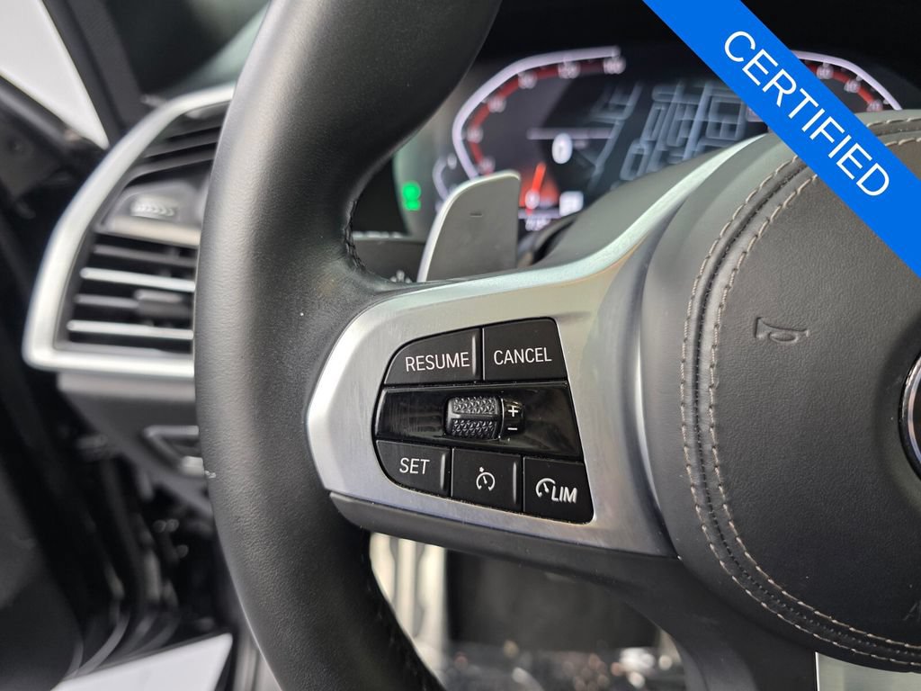 Used 2022 BMW X5 sDrive40i w/ M Sport Package RWD image 19