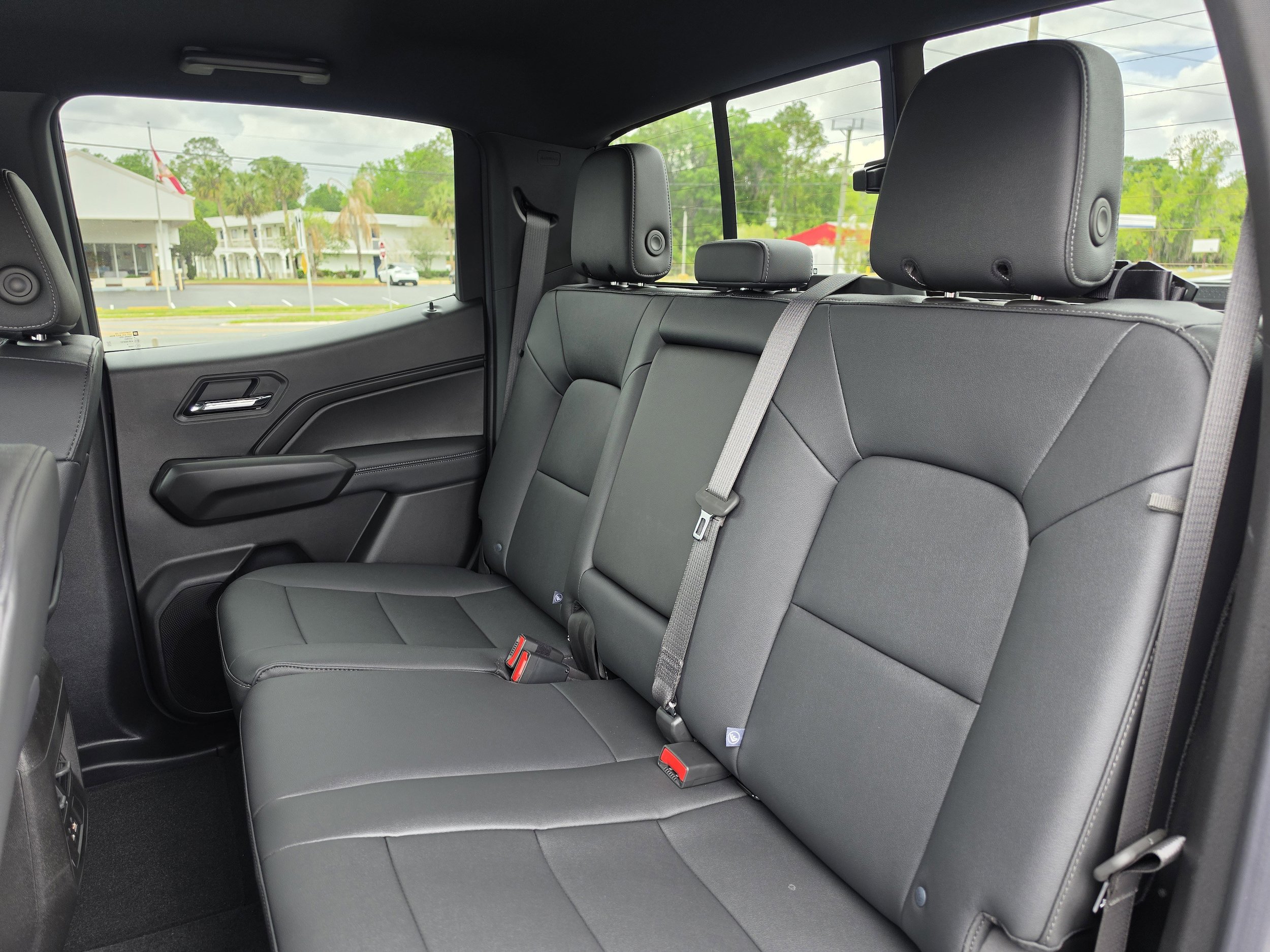 New 2026 Chevrolet Colorado LT RWD image 18