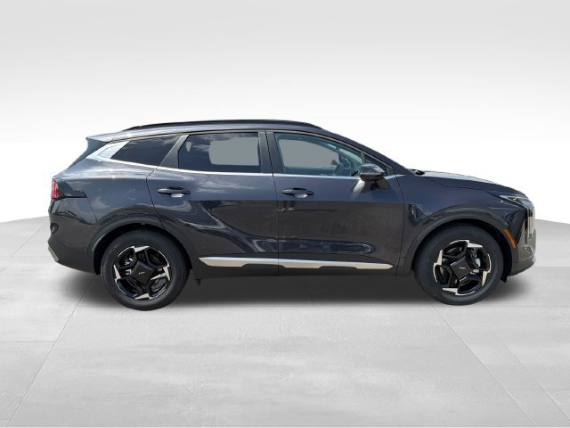 Certified 2026 Kia Sportage EX w/ EX Panorama Roof Package FWD image 8