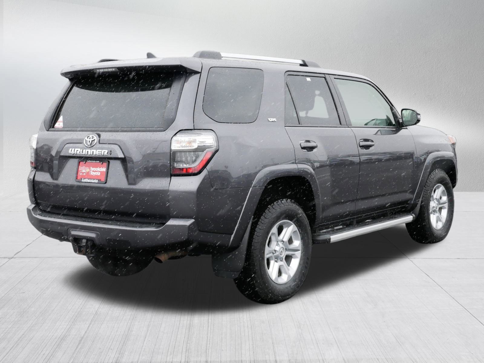 Certified 2022 Toyota 4Runner SR5 Premium w/ Moonroof Package image 7