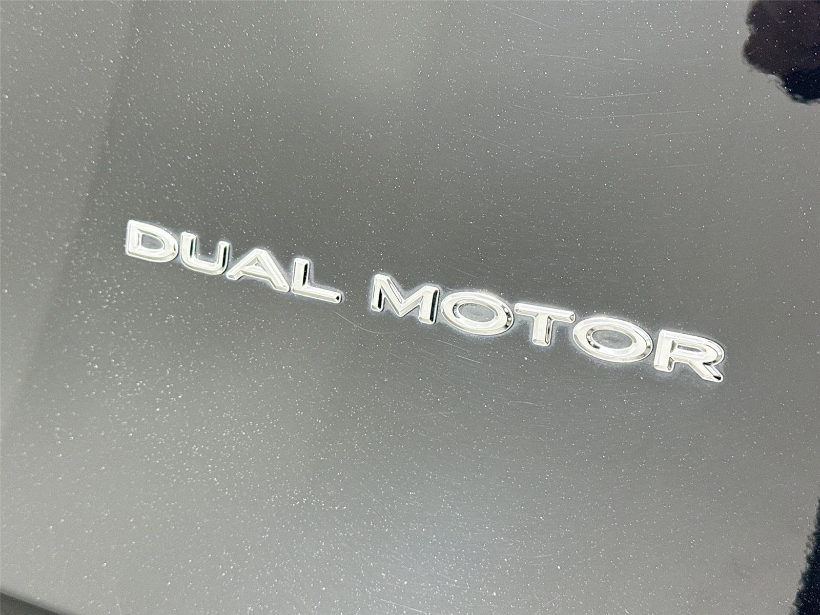 Used 2021 Tesla Model Y Long Range image 15