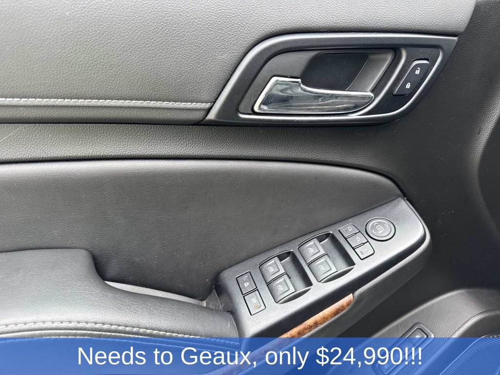 Used 2019 Chevrolet Suburban Premier RWD image 41