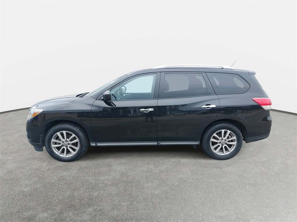 Used 2016 Nissan Pathfinder SV image 8