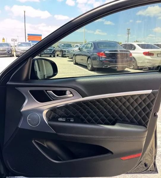 Used 2021 Genesis G70 3.3T w/ Sport Package RWD image 24