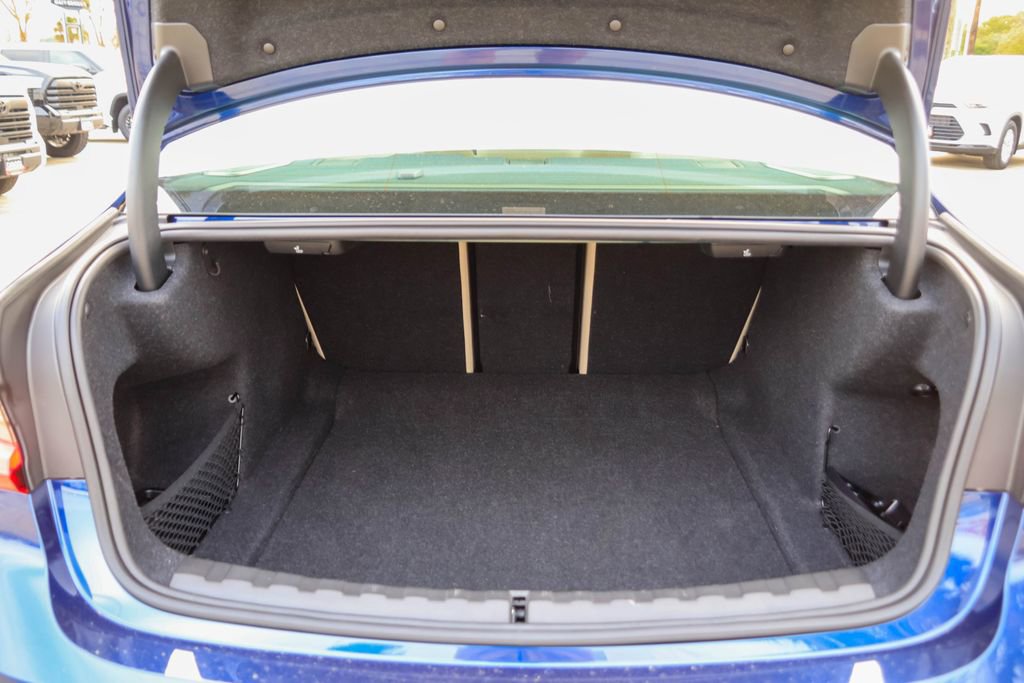 Used 2020 BMW 330i Sedan w/ Premium Package image 27