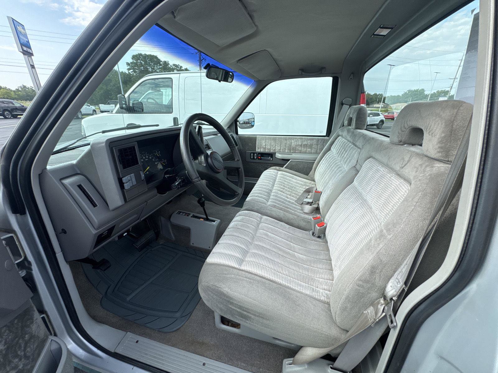 Used 1993 GMC Sierra 1500 4x4 Regular Cab image 8