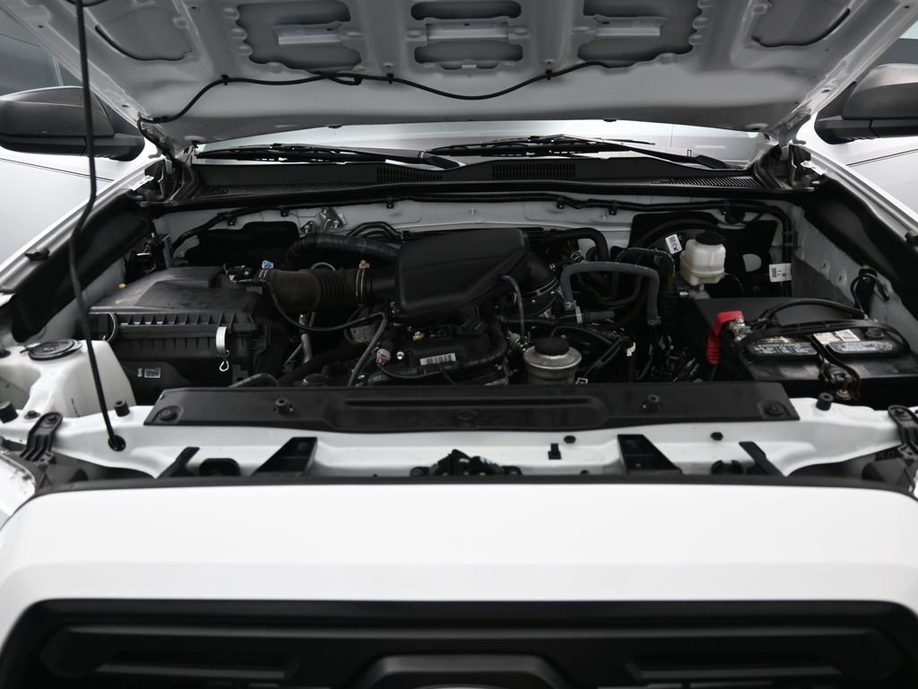 Used 2019 Toyota Tacoma SR image 36