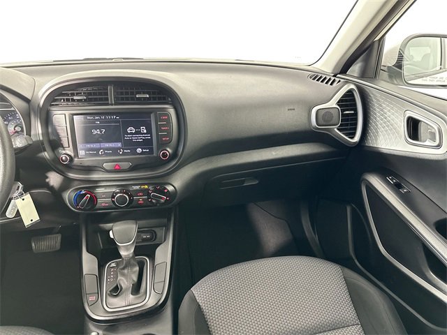 Used 2022 Kia Soul LX image 24