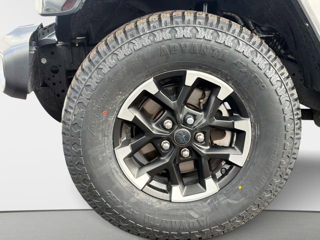 Used 2023 Jeep Wrangler Unlimited Sahara AWD/4WD image 10