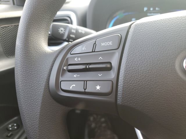 New 2026 Hyundai Venue SE image 19