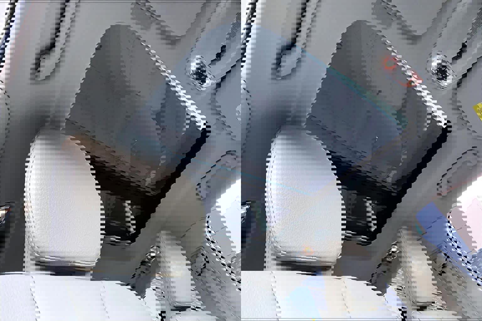 Used 2020 Volvo S60 T5 Momentum image 13