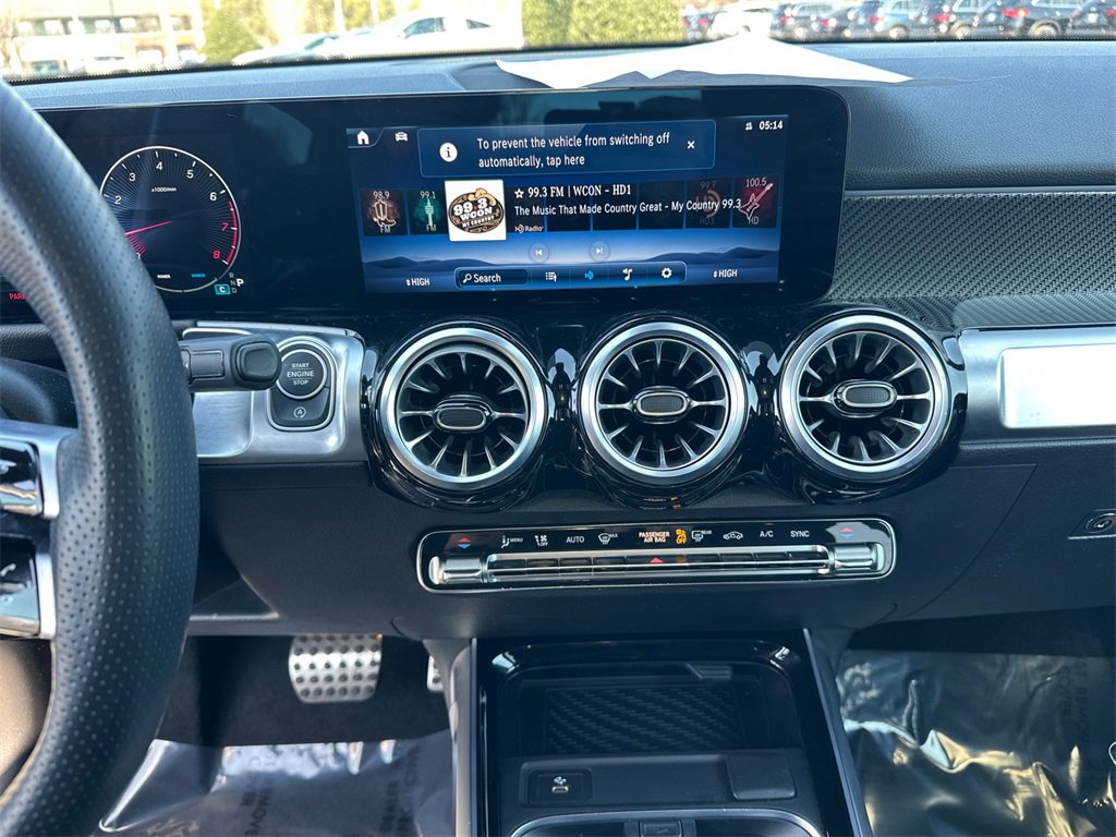 Certified 2024 Mercedes-Benz GLB 250 image 30