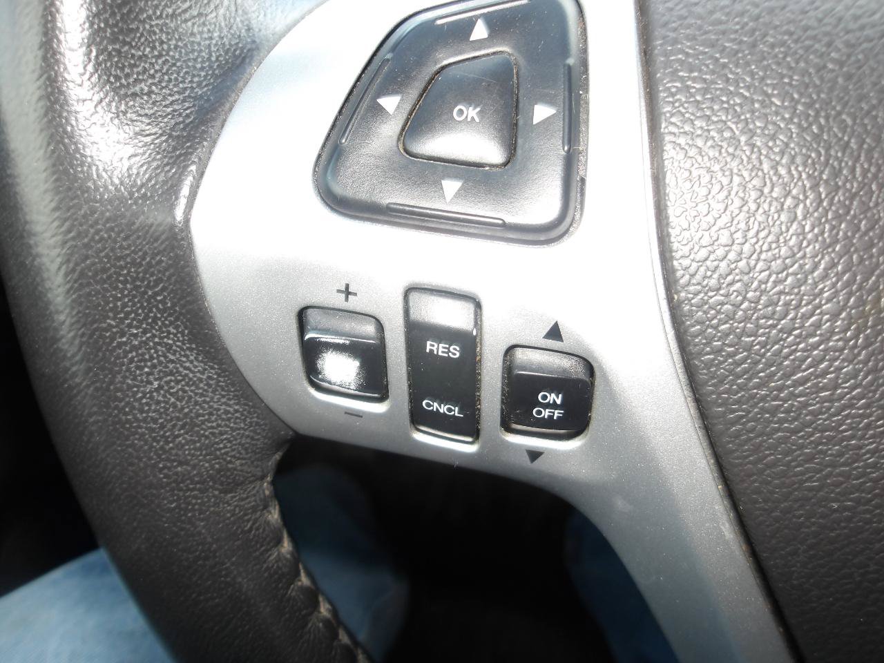 Used 2013 Ford Explorer Limited AWD/4WD image 16