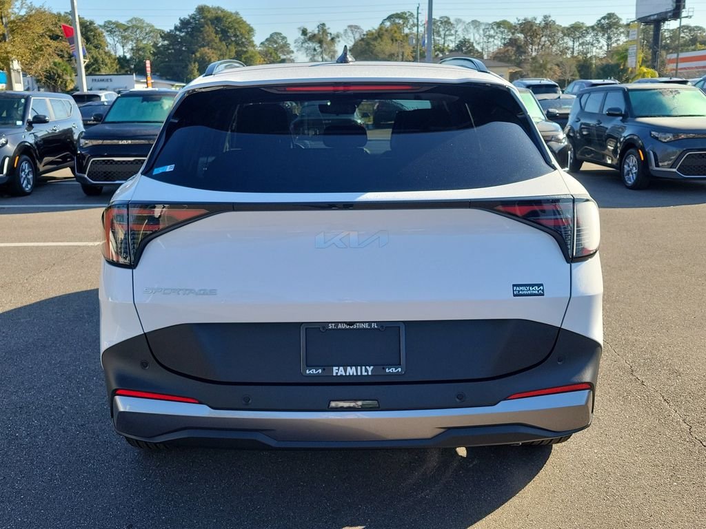New 2026 Kia Sportage EX w/ EX Panorama Roof Package FWD image 5