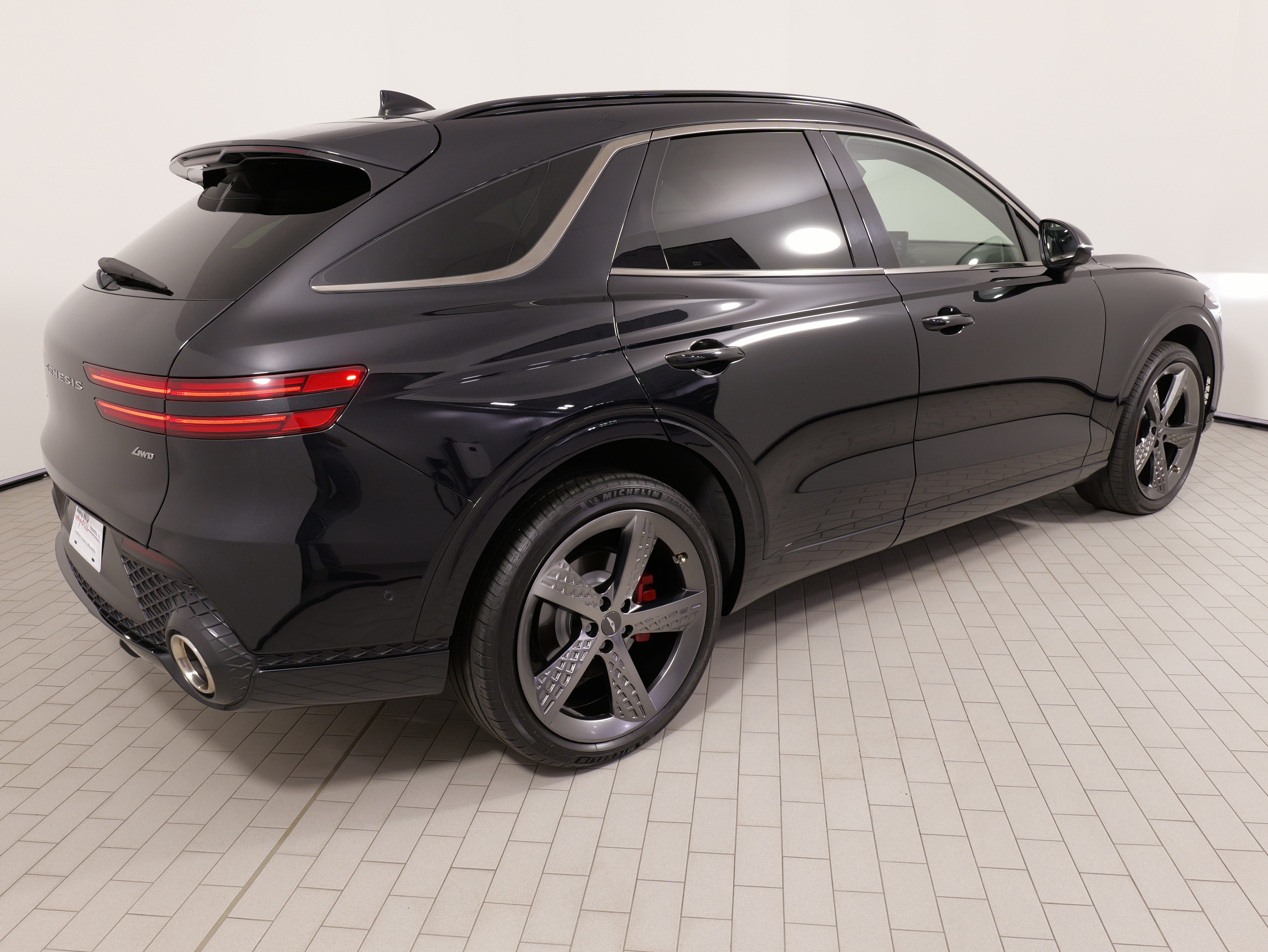 Used 2022 Genesis GV70 2.5T w/ Sport Prestige Package AWD/4WD image 11