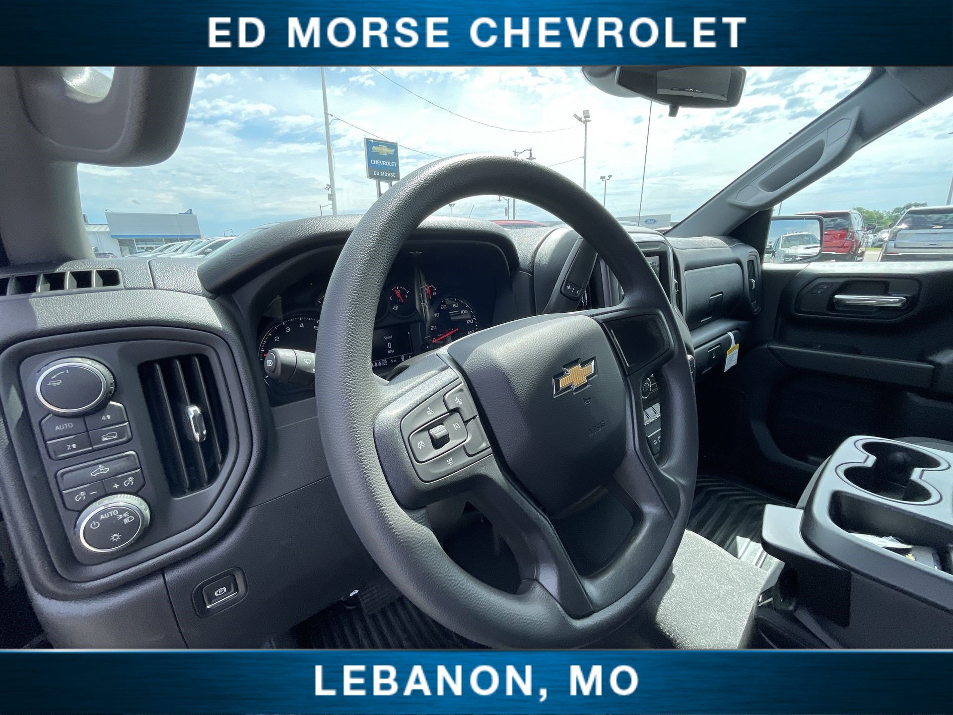 New 2026 Chevrolet Silverado 1500 Custom AWD/4WD image 10
