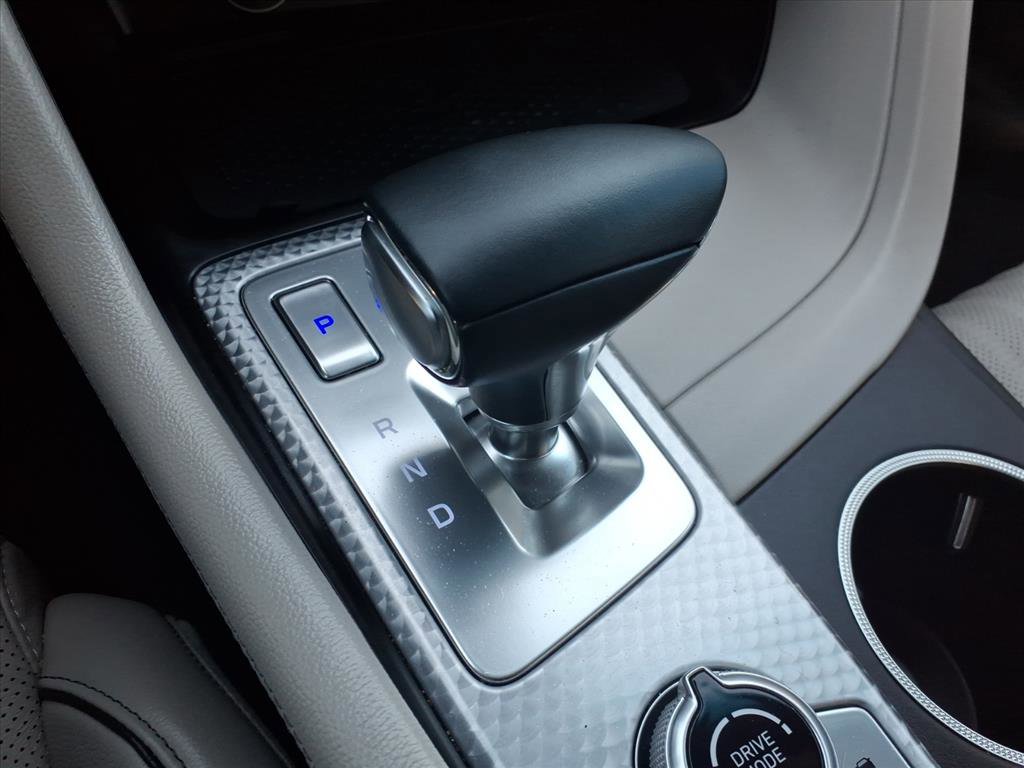 Certified 2023 Genesis G70 2.0T w/ Sport Prestige Package image 26