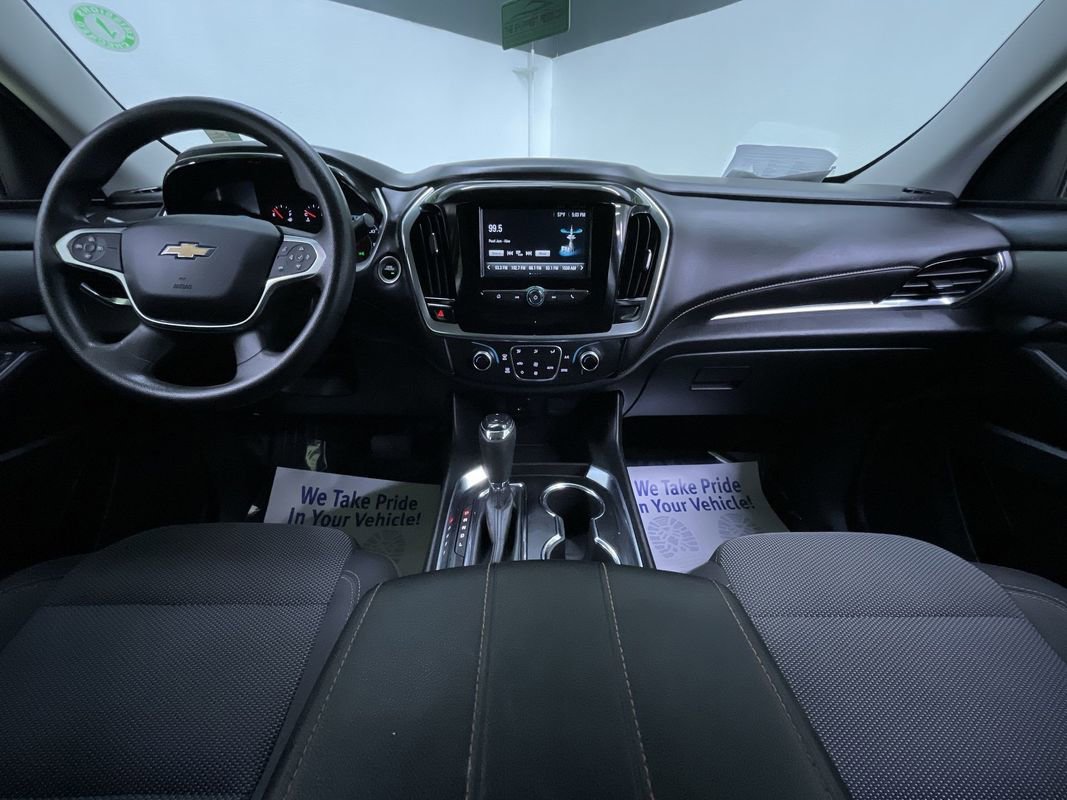 Used 2018 Chevrolet Traverse LS image 16