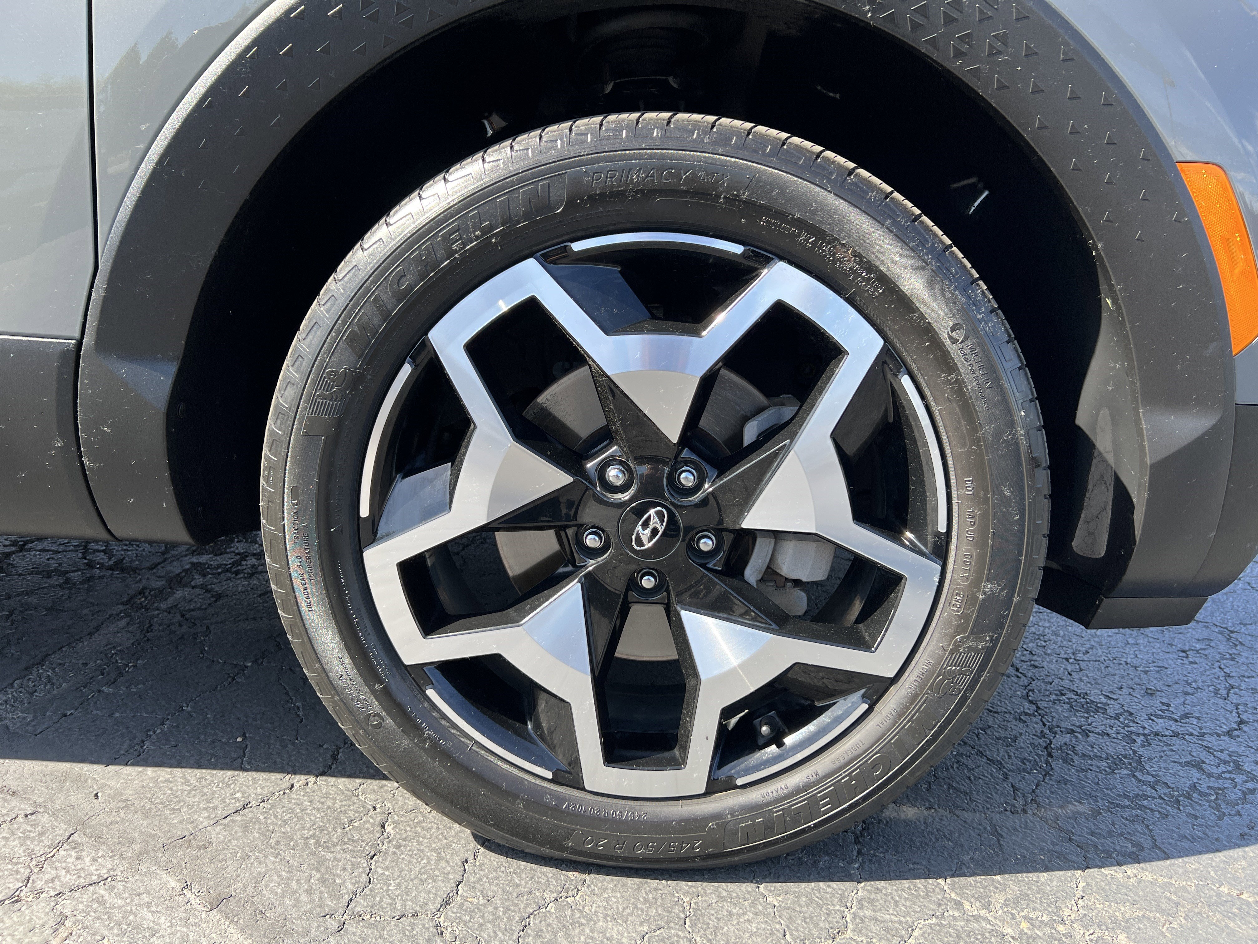 Used 2022 Hyundai Santa Cruz Limited AWD/4WD image 10