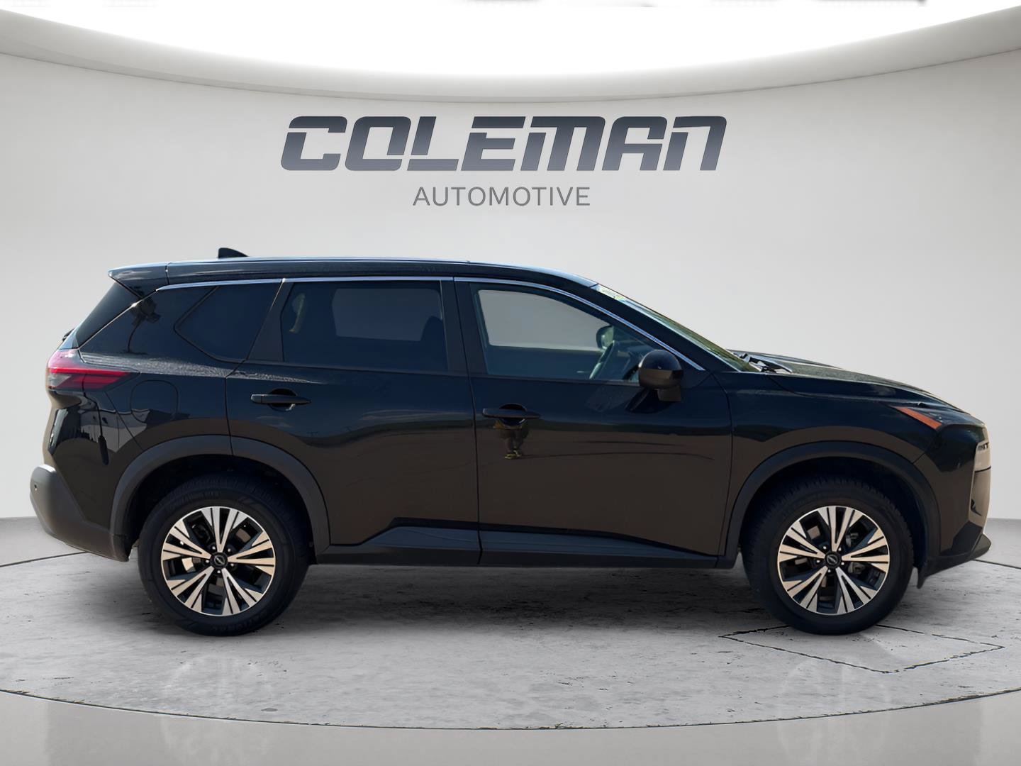 Used 2023 Nissan Rogue SV AWD/4WD image 23